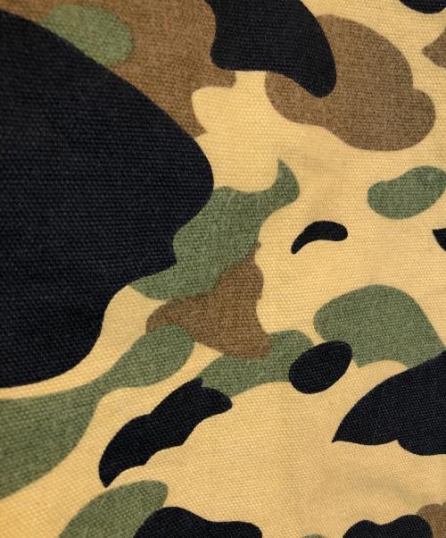 A BATHING APE（アベイシングエイプ）A BATHING APE (アベイシングエイプ) 総柄シャツ ベージュ サイズ:Sの古着・服飾アイテム