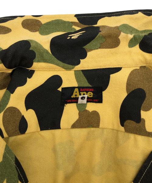 A BATHING APE（アベイシングエイプ）A BATHING APE (アベイシングエイプ) 総柄シャツ ベージュ サイズ:Sの古着・服飾アイテム