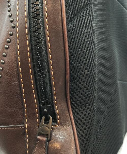 COACH（コーチ）COACH (コーチ) アカデミー リュックサック ブラウンの古着・服飾アイテム