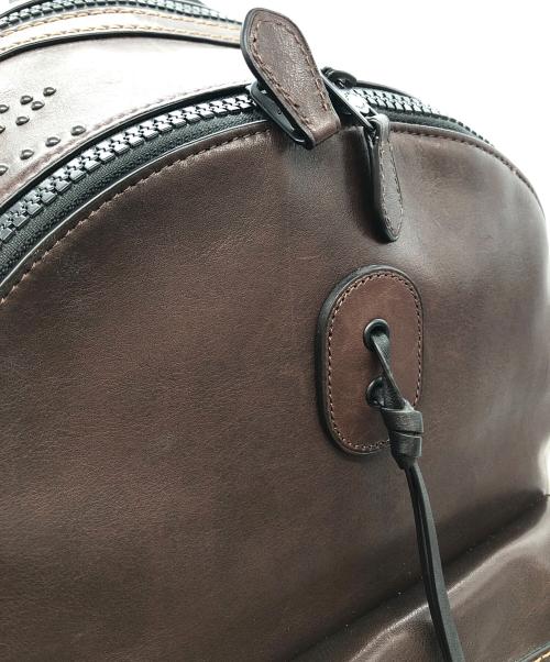 COACH（コーチ）COACH (コーチ) アカデミー リュックサック ブラウンの古着・服飾アイテム