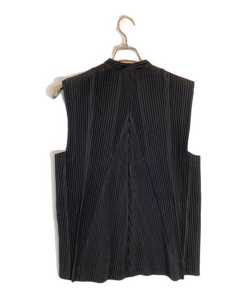 HOMME PLISSE ISSEY MIYAKE（オム プリッセ イッセイ ミヤケ）HOMME PLISSE ISSEY MIYAKE (オム プリッセ イッセイ ミヤケ) クルーネックプリーツベスト ブラック サイズ:1の古着・服飾アイテム