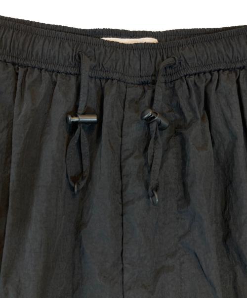 ATON（エイトン）ATON (エイトン) HAND DYED NYLON UTILITY PANTS ブラック サイズ:04の古着・服飾アイテム