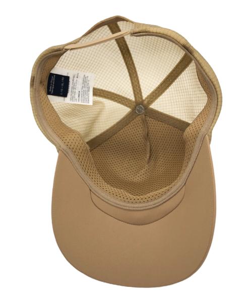 ARC'TERYX（アークテリクス）ARC'TERYX (アークテリクス) Bird Word Trucker Hat ベージュ サイズ:L/G-XL/TGの古着・服飾アイテム