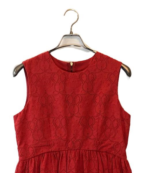 allureville（アルアバイル）allureville (アルアバイル) シフリー刺繍ギャザーワンピース レッド サイズ:1 未使用品の古着・服飾アイテム