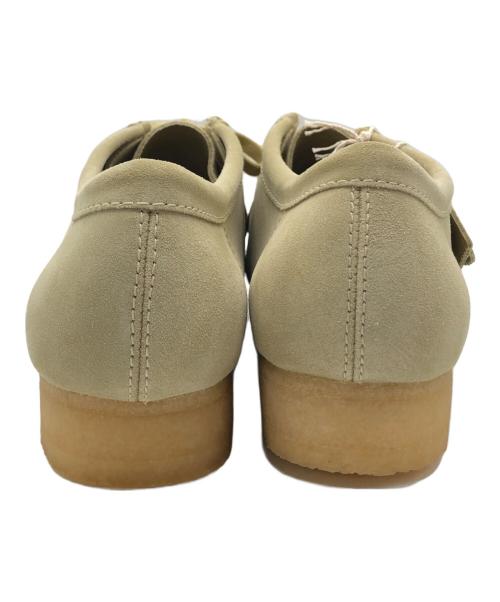 CLARKS（クラークス）CLARKS (クラークス) WALLABEE ベージュ サイズ:UK8G 未使用品の古着・服飾アイテム