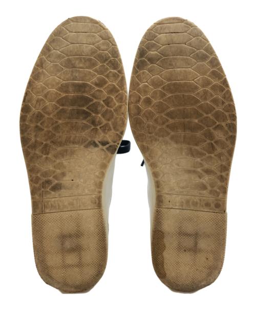JIMMY CHOO（ジミーチュウ）JIMMY CHOO (ジミーチュウ) スタッズローカットスニーカー ホワイト サイズ:43の古着・服飾アイテム