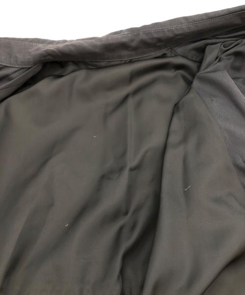 ISSEY MIYAKE（イッセイミヤケ）ISSEY MIYAKE (イッセイミヤケ) モディファイドトレンチコート ブラウン サイズ:２の古着・服飾アイテム