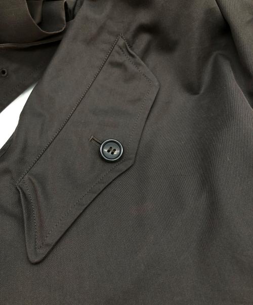 ISSEY MIYAKE（イッセイミヤケ）ISSEY MIYAKE (イッセイミヤケ) モディファイドトレンチコート ブラウン サイズ:２の古着・服飾アイテム