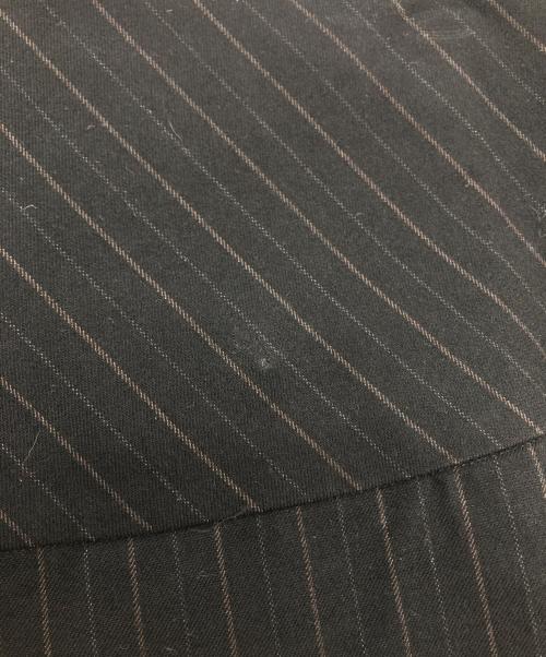 ISSEY MIYAKE（イッセイミヤケ）ISSEY MIYAKE (イッセイミヤケ) 変形ストライプパンツ ネイビー サイズ:3の古着・服飾アイテム