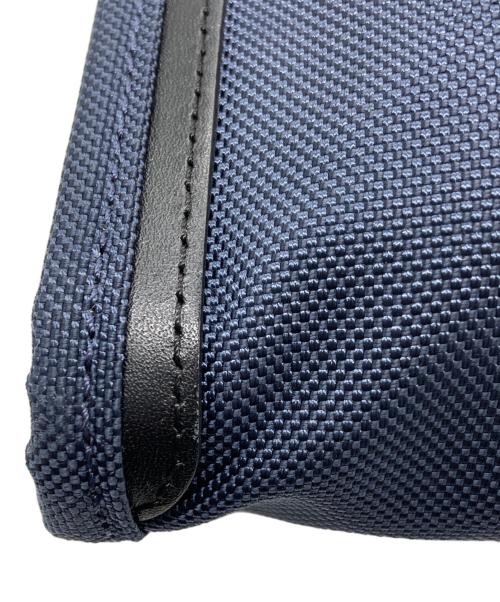 TUMI（トゥミ）TUMI (トゥミ) SOPHNET. (ソフネット) ショルダーバッグ ネイビーの古着・服飾アイテム