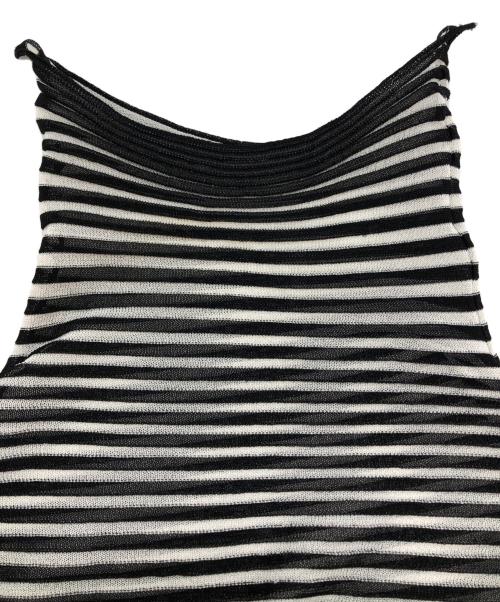 ISSEY MIYAKE（イッセイミヤケ）ISSEY MIYAKE (イッセイミヤケ) 変形ニットトップス ホワイト×ブラック サイズ:2の古着・服飾アイテム
