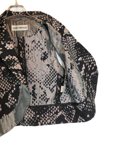 ISSEY MIYAKE（イッセイミヤケ）ISSEY MIYAKE (イッセイミヤケ) パイソン柄ベスト ブラック サイズ:2の古着・服飾アイテム