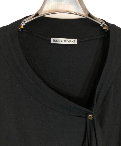 ISSEY MIYAKE（イッセイミヤケ）ISSEY MIYAKE (イッセイミヤケ) 変形カットソー ブラック サイズ:2の古着・服飾アイテム
