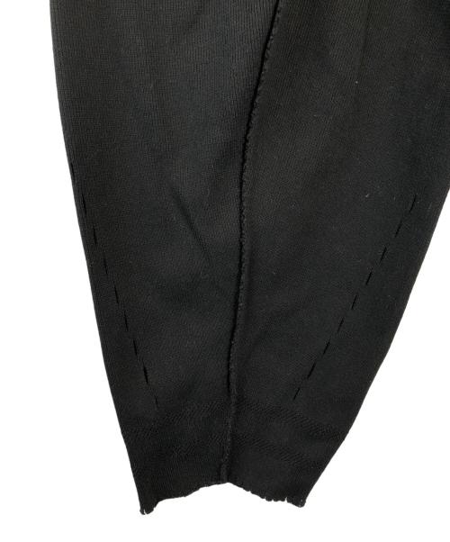 ISSEY MIYAKE（イッセイミヤケ）ISSEY MIYAKE (イッセイミヤケ) テーパードパンツ ブラック サイズ:2の古着・服飾アイテム