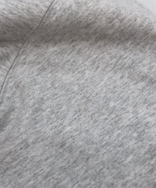 SUPREME（シュプリーム）SUPREME (シュプリーム) Gonz Heads Crewneck グレー サイズ:Mediumの古着・服飾アイテム