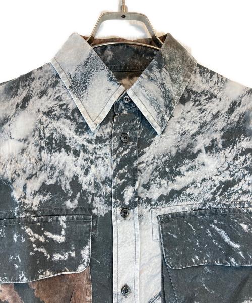 DIESEL（ディーゼル）DIESEL (ディーゼル) S-DEWNY-CMF 迷彩柄シャツ グレー サイズ:44の古着・服飾アイテム