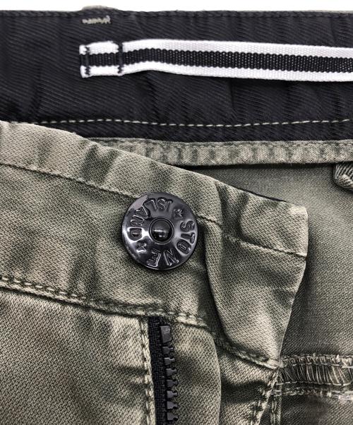 STONE ISLAND（ストーンアイランド）STONE ISLAND (ストーンアイランド) ガーメントダイコットンストレッチテーパードカーゴパンツ カーキ サイズ:W29の古着・服飾アイテム