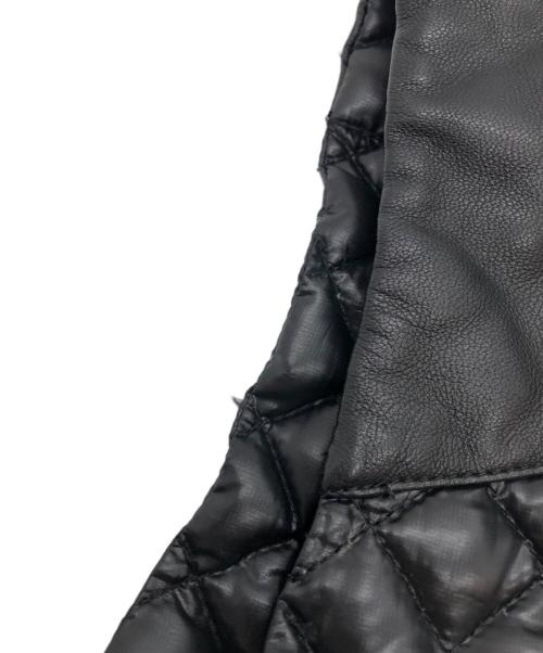 EMPORIO ARMANI（エンポリオ アルマーニ）EMPORIO ARMANI (エンポリオ アルマーニ) レザー切替キルティングダウンベスト ブラック サイズ:52の古着・服飾アイテム