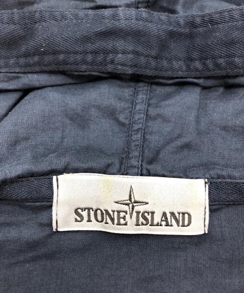STONE ISLAND（ストーンアイランド）STONE ISLAND (ストーンアイランド) LIGHTWEIGHT COTTON HOODED OVERSHIRT ネイビー サイズ:Mの古着・服飾アイテム