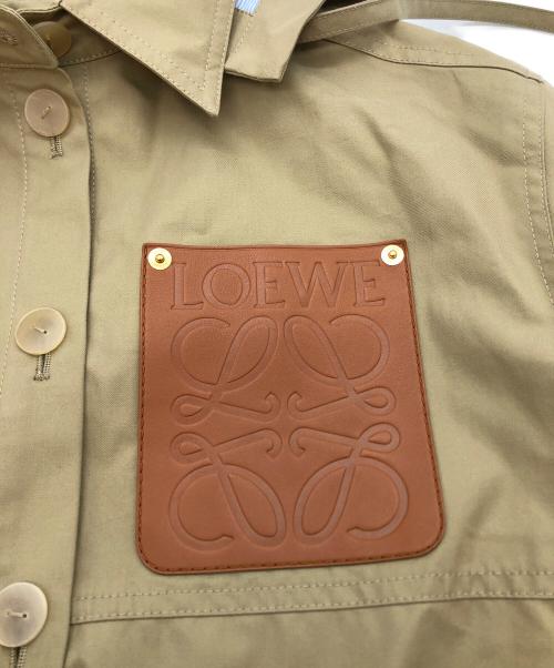 LOEWE（ロエベ）LOEWE (ロエベ) アナグラムミリタリーフーディブルゾン ベージュ サイズ:34の古着・服飾アイテム
