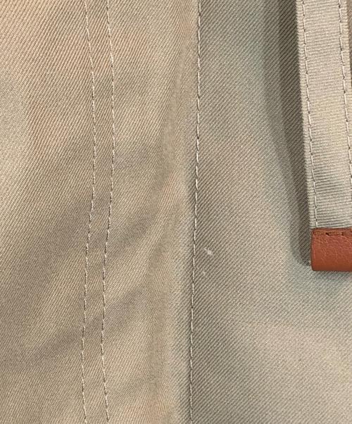 LOEWE（ロエベ）LOEWE (ロエベ) アナグラムミリタリーフーディブルゾン ベージュ サイズ:34の古着・服飾アイテム