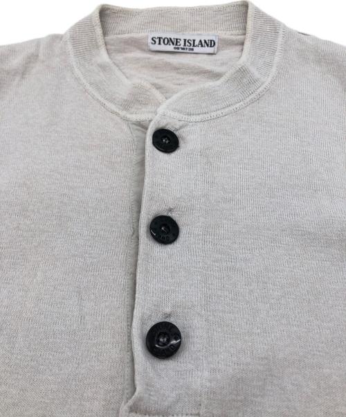 STONE ISLAND（ストーンアイランド）STONE ISLAND (ストーンアイランド) ヘンリーネックカットソー グレー サイズ:Mの古着・服飾アイテム