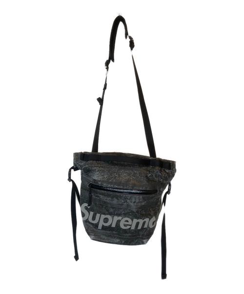 SUPREME（シュプリーム）Supreme (シュプリーム) ショルダーバッグ グレーの古着・服飾アイテム