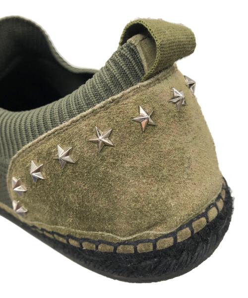 JIMMY CHOO（ジミーチュウ）JIMMY CHOO (ジミーチュウ) スタッズスウェードエスパドリーユ カーキ サイズ:43の古着・服飾アイテム
