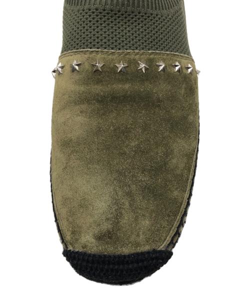 JIMMY CHOO（ジミーチュウ）JIMMY CHOO (ジミーチュウ) スタッズスウェードエスパドリーユ カーキ サイズ:43の古着・服飾アイテム
