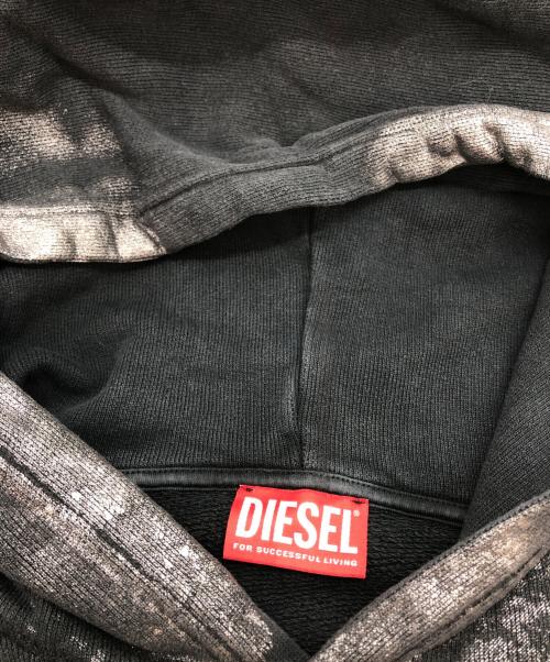 DIESEL by Glenn Martens（ディーゼル バイ グレン マーティンス）DIESEL by Glenn Martens (ディーゼル バイ グレン マーティンス) Metallic hoodie with logo グレー サイズ:Mの古着・服飾アイテム