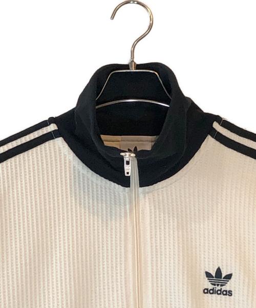 adidas（アディダス）adidas (アディダス) WAFFLE TT ベージュ サイズ:Lの古着・服飾アイテム