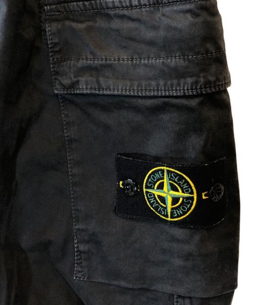 STONE ISLAND（ストーンアイランド）STONE ISLAND (ストーンアイランド) ワッペン付カーゴパンツ ブラック サイズ:W32の古着・服飾アイテム