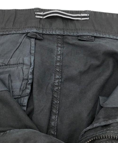 STONE ISLAND（ストーンアイランド）STONE ISLAND (ストーンアイランド) ワッペン付カーゴパンツ ブラック サイズ:W32の古着・服飾アイテム
