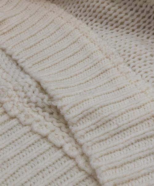 CEaRET（シーレット）CEaRET (シーレット) Logo Cord-yarn Crew Neck Knit ホワイト サイズ:2 未使用品の古着・服飾アイテム