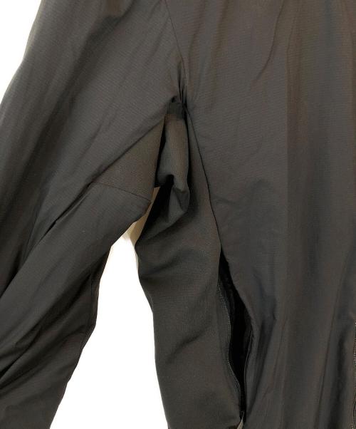 ARC'TERYX（アークテリクス）ARC'TERYX (アークテリクス) ATOM LT HOODY ブラック サイズ:Mの古着・服飾アイテム
