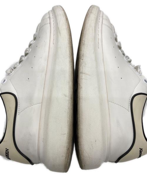 ALEXANDER McQUEEN（アレキサンダーマックイーン）ALEXANDER McQUEEN (アレキサンダーマックイーン) ローカットスニーカー ホワイト サイズ:size 43の古着・服飾アイテム