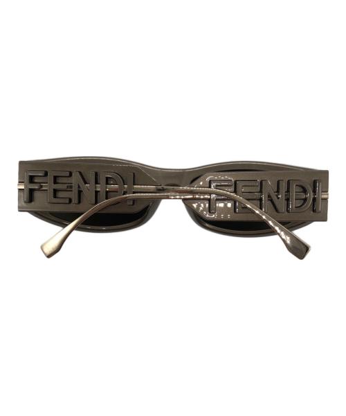 FENDI（フェンディ）FENDI (フェンディ) サングラス ベージュ サイズ:57□17-130の古着・服飾アイテム