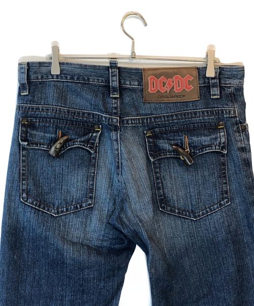 DSQUARED2（ディースクエアード）DSQUARED2 (ディースクエアード) Dsquared² DC DC Leather Pocket & Frog Buttons Jeans インディゴ サイズ:50の古着・服飾アイテム