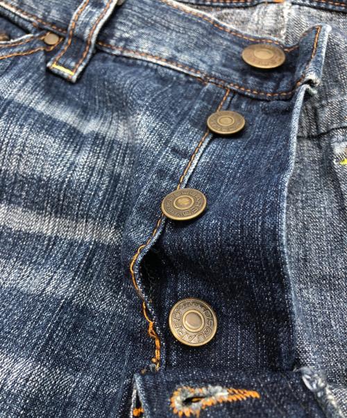 DSQUARED2（ディースクエアード）DSQUARED2 (ディースクエアード) Dsquared² DC DC Leather Pocket & Frog Buttons Jeans インディゴ サイズ:50の古着・服飾アイテム