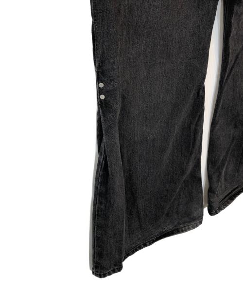 10(yll) seconds solution（アイディル）10(yll) seconds solution (アイディル) デニムパンツ ブラック サイズ:MEDIUMの古着・服飾アイテム