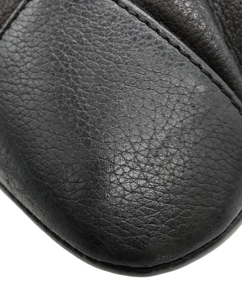 LOEWE（ロエベ）LOEWE (ロエベ) アナグラムショルダーバッグ ブラックの古着・服飾アイテム