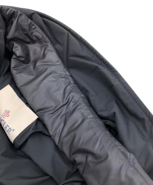 MONCLER（モンクレール）MONCLER (モンクレール) BORNES QULITED DOWN JACKET ブラック サイズ:3の古着・服飾アイテム