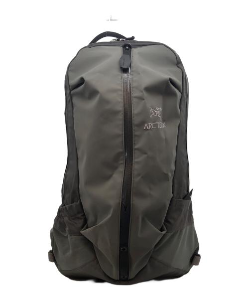 ARC'TERYX（アークテリクス）ARC'TERYX (アークテリクス) BEAMS (ビームス) 別注ARRO 22 BACKPACK グレーの古着・服飾アイテム