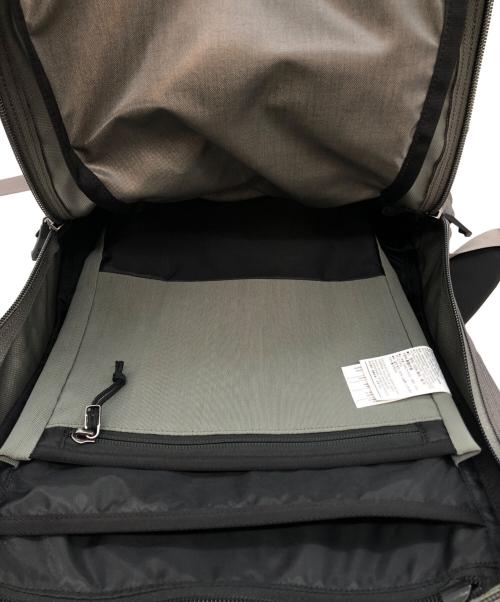 ARC'TERYX（アークテリクス）ARC'TERYX (アークテリクス) BEAMS (ビームス) 別注ARRO 22 BACKPACK グレーの古着・服飾アイテム
