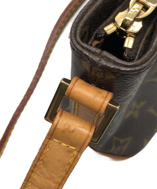 LOUIS VUITTON（ルイ ヴィトン）LOUIS VUITTON (ルイ ヴィトン) ショルダーポーチ ブラウンの古着・服飾アイテム
