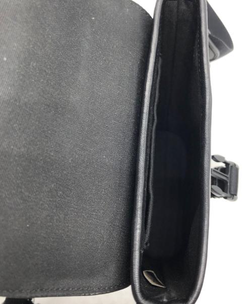 COACH（コーチ）COACH (コーチ) シグネチャー トラック スモール フラップ クロスボディ ブラックの古着・服飾アイテム