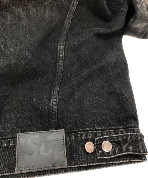 SUPREME（シュプリーム）Supreme (シュプリーム) DISTRESSED SELVEDGE TRUCKER JACKET ブラック サイズ:Mの古着・服飾アイテム