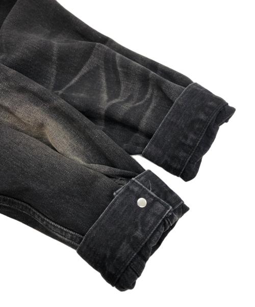 SUPREME（シュプリーム）Supreme (シュプリーム) DISTRESSED SELVEDGE TRUCKER JACKET ブラック サイズ:Mの古着・服飾アイテム