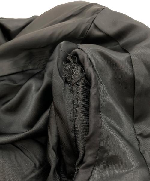 COMME des GARCONS HOMME PLUS（コムデギャルソンオムプリュス）COMME des GARCONS HOMME PLUS (コムデギャルソンオムプリュス) スタッズデザインコート ブラック サイズ:Sの古着・服飾アイテム