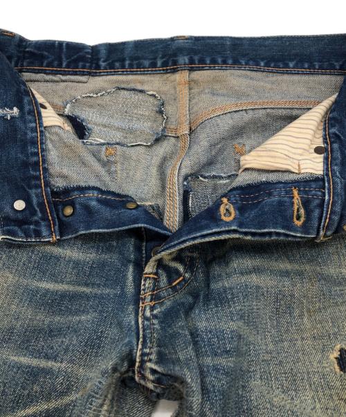 BY GLAD HAND（バイ グラッド ハンド）BY GLAD HAND (バイ グラッド ハンド) クラッシュ加工デニムパンツ ブルー サイズ:32の古着・服飾アイテム